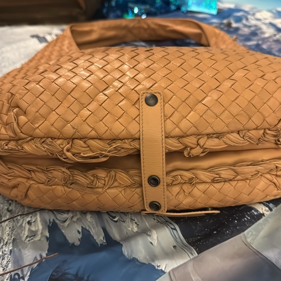 Bottega Veneta Large Travel Bag Intrecciato Leather Hobo Carmel Beige - Picture 9 of 16